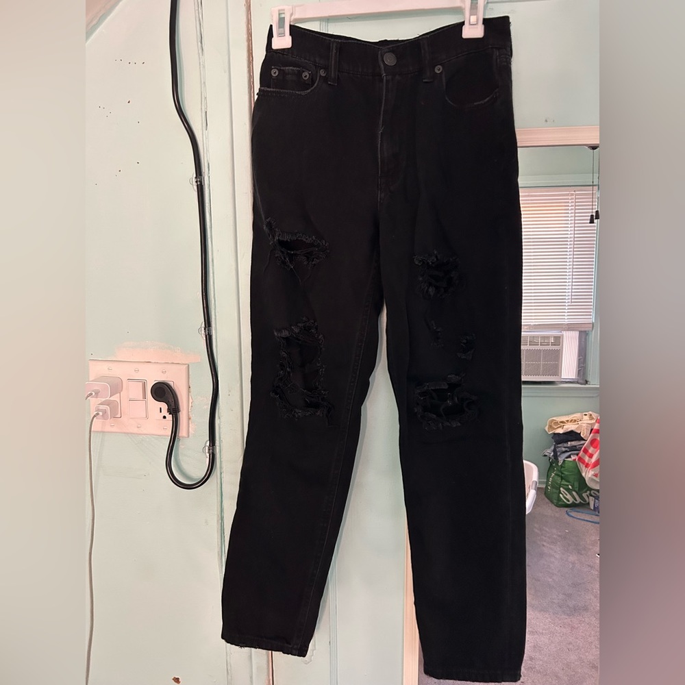 Aeropostale Black Ripped Mom Jean